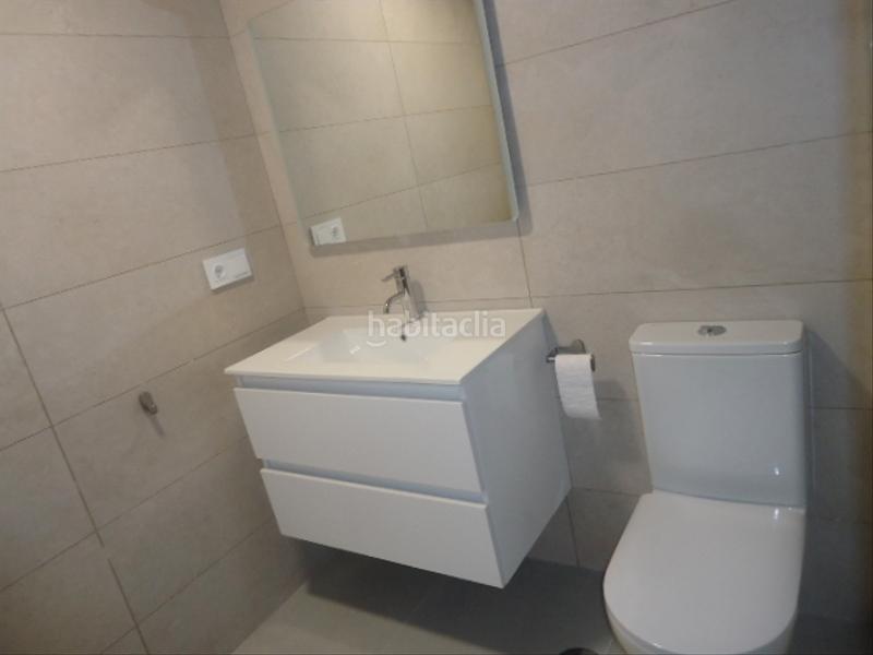 Foto ce6b6d31-10bc-4d47-b6c0-29e0ce70114f. Alquiler apartamento en calle bubión 1 en Rosaleda - Juventud Granada