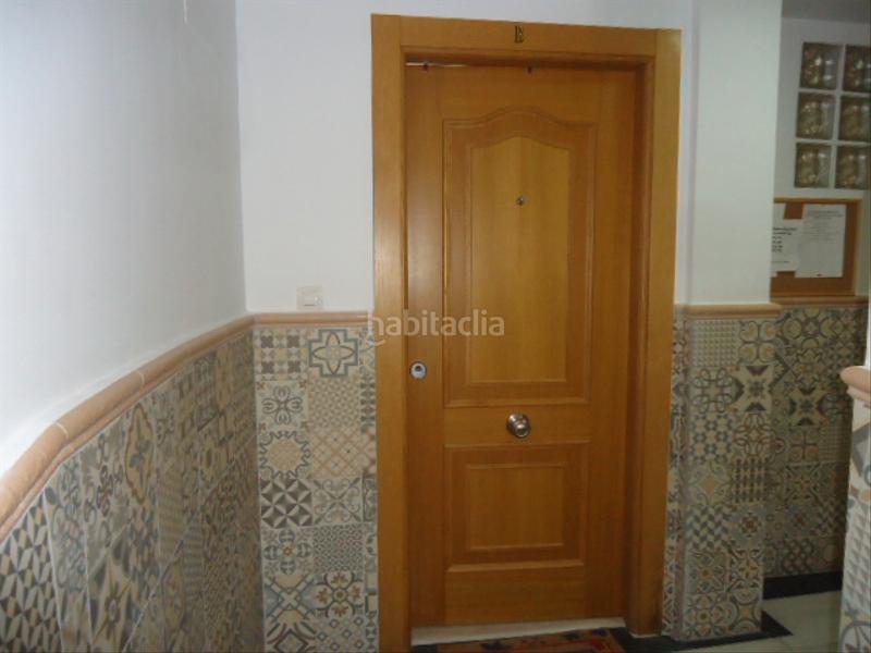 Foto e8ab9359-bc3b-4d0f-a5a0-60c217522089. Lloguer apartament a calle paco seco de lucena 3 a Granada