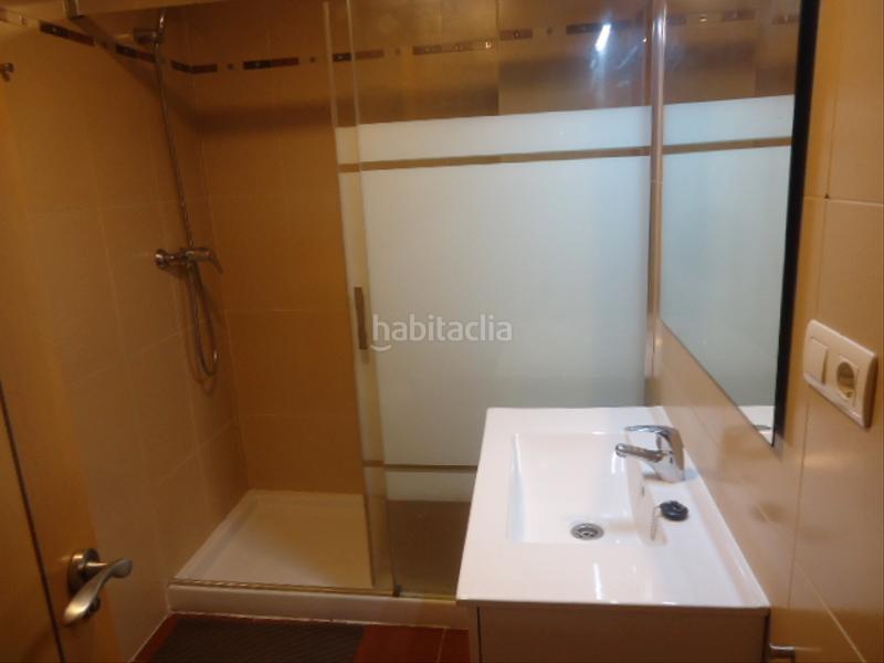 Foto 0f548d54-69b2-4711-af7b-51a4f0e8be0c. Alquiler apartamento en calle paco seco de lucena 3 en Granada