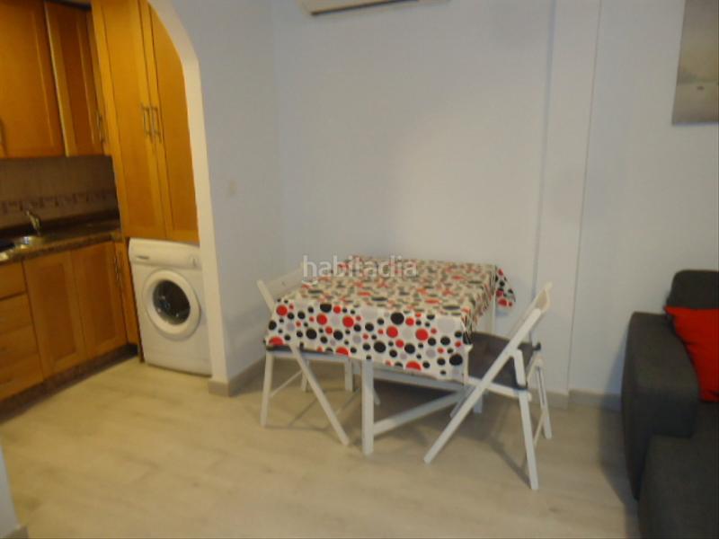 Foto 1c4b9deb-fdb0-46b1-a9ae-2b005525dd70. Alquiler apartamento en calle paco seco de lucena 3 en Granada