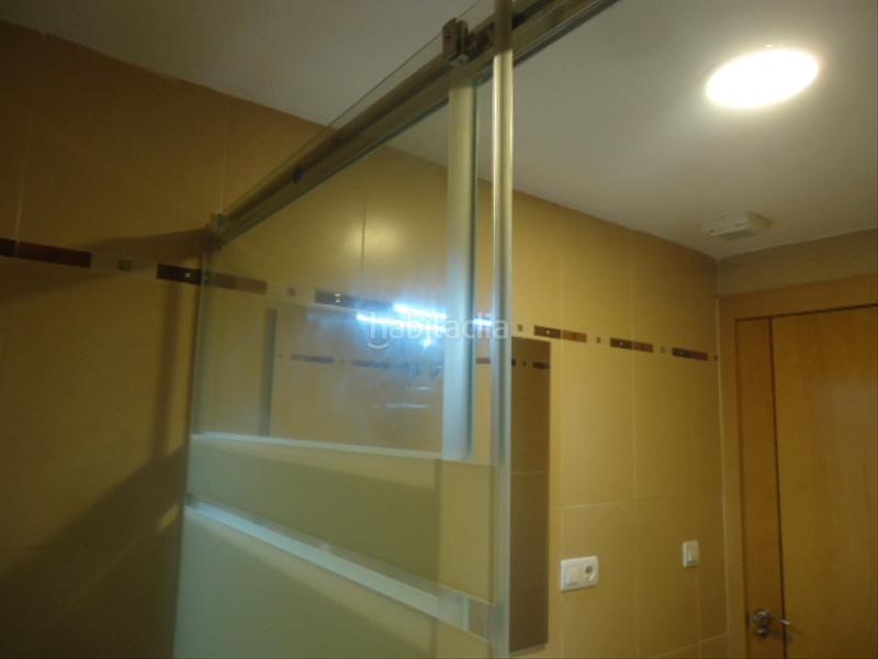 Foto 30d0c936-073c-409a-a296-9bf036900e4d. Alquiler apartamento en calle paco seco de lucena 3 en Granada