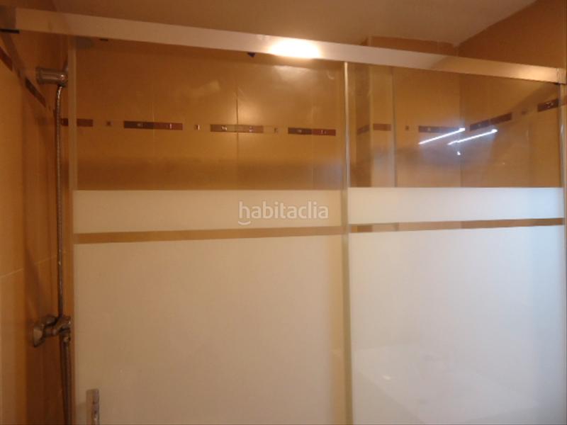 Foto c1470025-db47-48e5-be17-187491bd3745. Alquiler apartamento en calle paco seco de lucena 3 en Granada