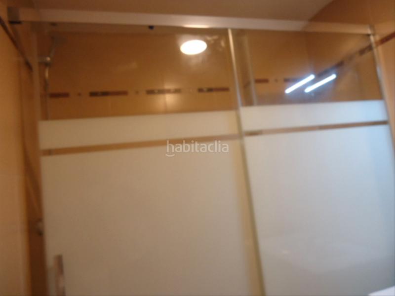 Foto a0b60ccf-a944-459b-b1c8-dcbefb18e76a. Miete appartement in calle paco seco de lucena 3 in Granada