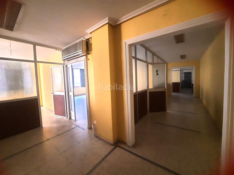 Foto 1033235f-6a75-4299-a104-1a3586bc7d92. Local comercial en avenida toledo 31 en Centro-Corte Inglés Talavera de la Reina