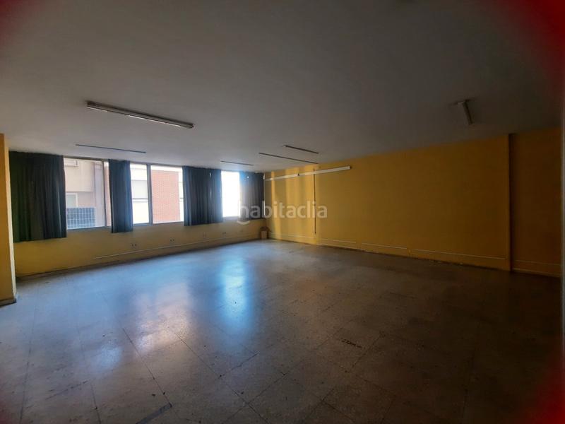 Foto 26b01e2a-a465-4141-9dcb-f7fe1ce7e596. Local comercial en avenida toledo 31 en Centro-Corte Inglés Talavera de la Reina