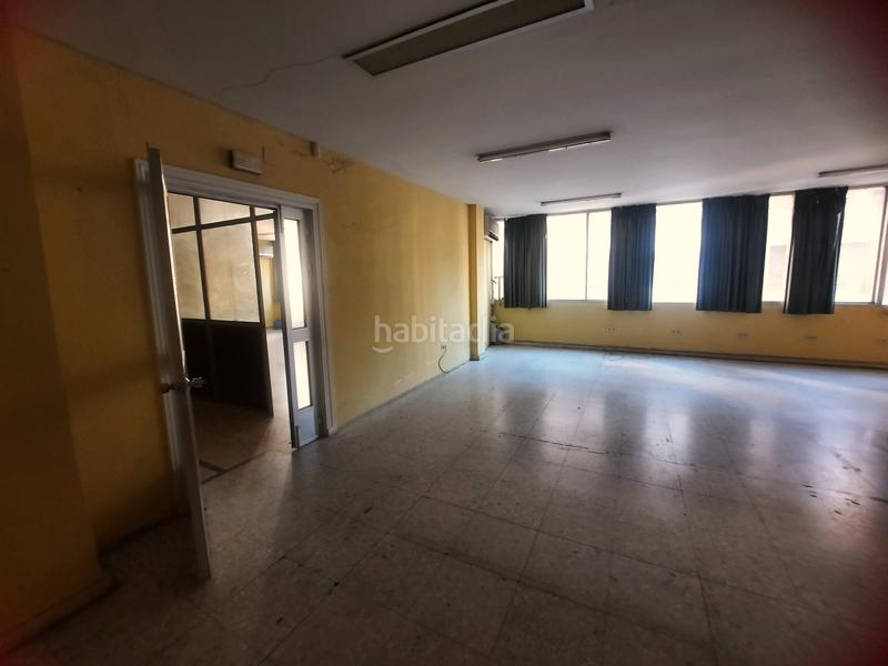 Foto fc689340-73d0-4b9c-9aa7-edb6bd1f4279. Local comercial en avenida toledo 31 en Centro-Corte Inglés Talavera de la Reina