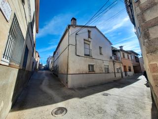 Haus in Valdeverdeja. Casa de pueblo en valdeverdeja, rehabilitada, con tres dormitori