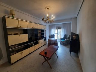 Pis a Calle Ramón y Cajal 16