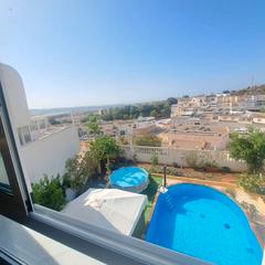 Casa aparellada a Calle sierra de baza 12
