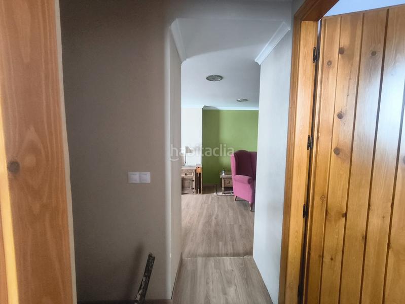 Foto 2aa12734-8177-453f-bde9-3b4c4df89d2b. Casa amb xemeneia a Enix