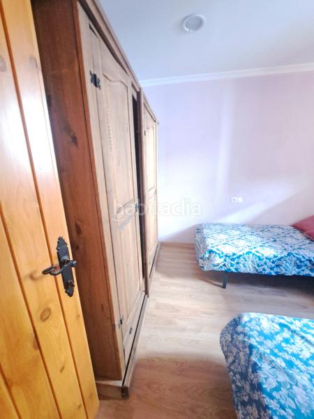 Foto 514a0882-8279-4d59-b12f-6d347592a005. Casa amb xemeneia a Enix