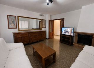 Semi detached house in San Luis