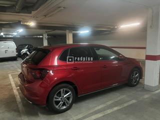 Autoparkplatz  La era