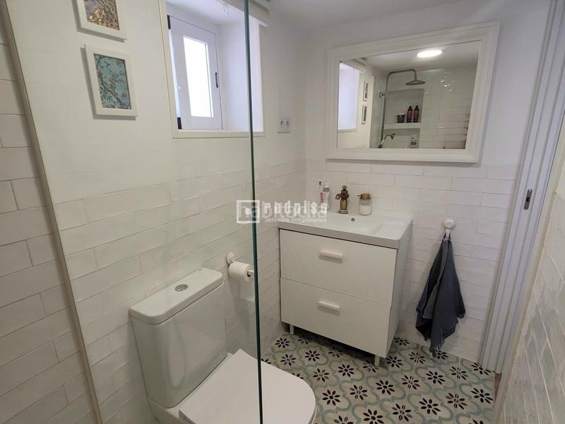 Foto c61ec3fe-6500-44bb-9ab7-3c6378a21354. Casa en Valleaguado-La Cañada Coslada