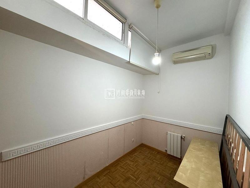 Foto 5103635a-1e00-4154-ad6f-6a0623ce0f93. Zweistöckige wohnung mit heizung in Valleaguado-La Cañada Coslada