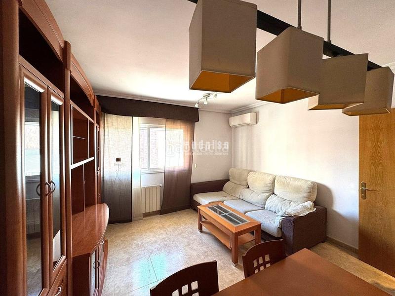 Foto 6903dc2a-1589-4a12-a7c9-e8ea18ba19c0. Zweistöckige wohnung mit heizung in Valleaguado-La Cañada Coslada