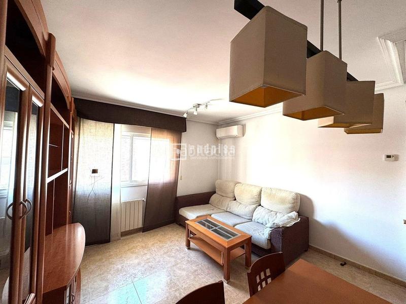 Foto 8a8115d0-1da7-4bb6-aea5-6f84d724bb6f. Zweistöckige wohnung mit heizung in Valleaguado-La Cañada Coslada