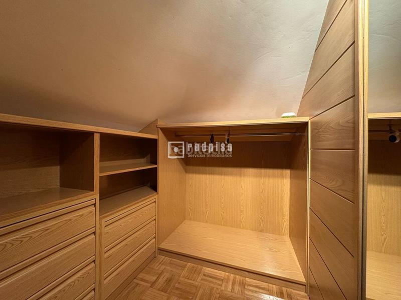 Foto 8ea5d73f-44f0-4fdf-89de-b02708bb3bef. Zweistöckige wohnung mit heizung in Valleaguado-La Cañada Coslada