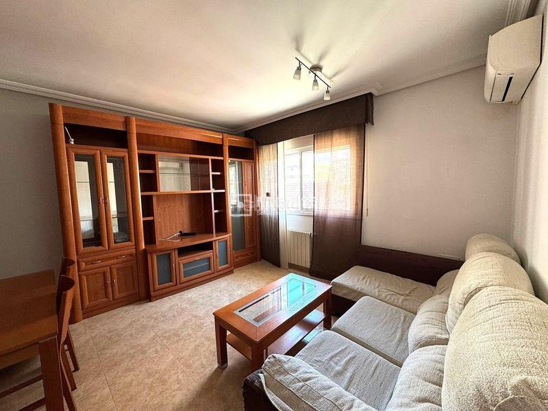 Foto b1c715b8-e003-462f-9dab-8f08cc5e6df5. Zweistöckige wohnung mit heizung in Valleaguado-La Cañada Coslada