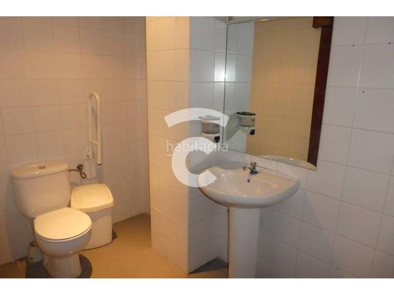 Foto d11def4c-5ec3-4408-a5e9-8a7a70f3516d. Affitto locale commerciale in Nord Vic