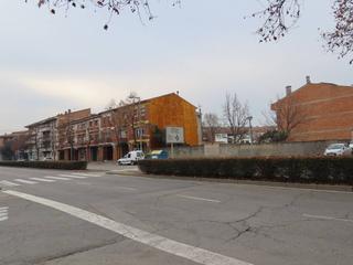 Terreny residencial  Avinguda puigmal. Solar en venta en manlleu