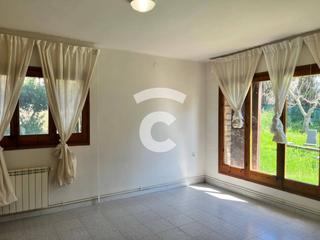 Location Maison à Santa Maria d´Oló. Casa en alquiler en centre
