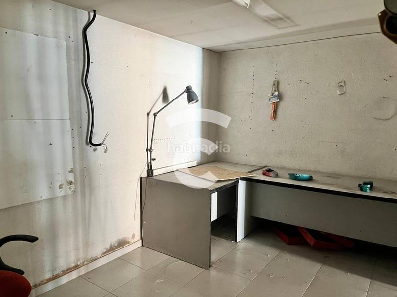 Foto 15bcd305-d386-4057-8a9f-d5ebd72a4c0a. Alquiler local comercial local en alquiler en estadihorta vermellasanta anna en Vic