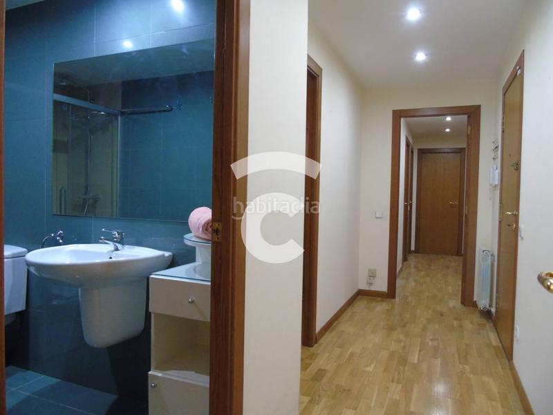 Foto c417145b-a26a-4f9b-b6a0-b0b685de8f2e. Alquiler piso  en alquiler en caputxinssanta clarahospital en Vic