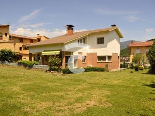 Haus in Ripoll. Casa en venta en ripoll