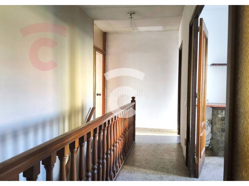 Foto d3f64679-7dac-45f0-a57b-db19c56472ed. Casa amb calefacció aparcament a Manlleu