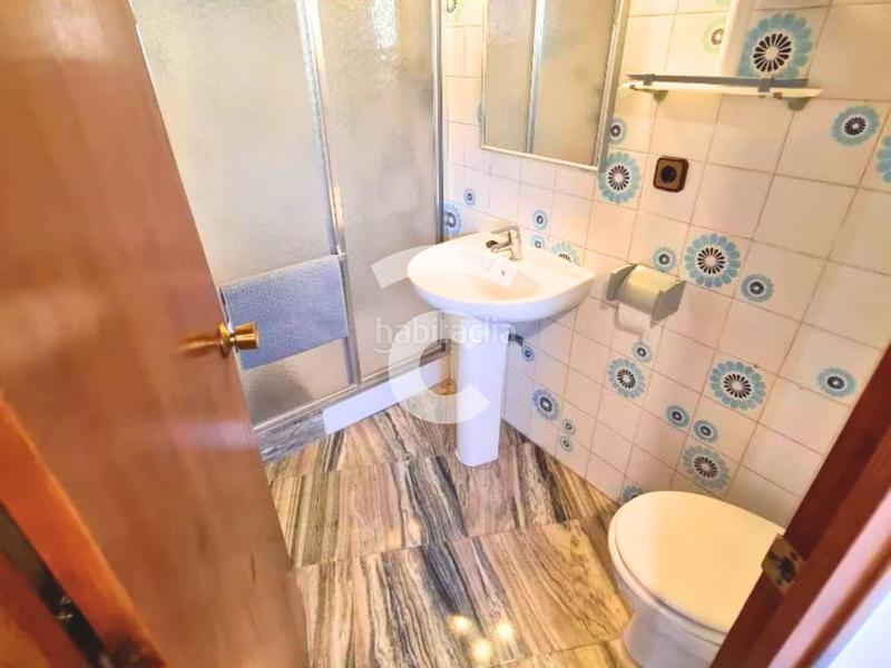 Foto d3bf6442-dd42-4d1c-87e9-c0cee131fcff. Appartamento con riscaldamento in Estadi-Santa Anna Vic