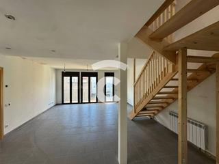Pis  Nou. Piso en venta en torelló