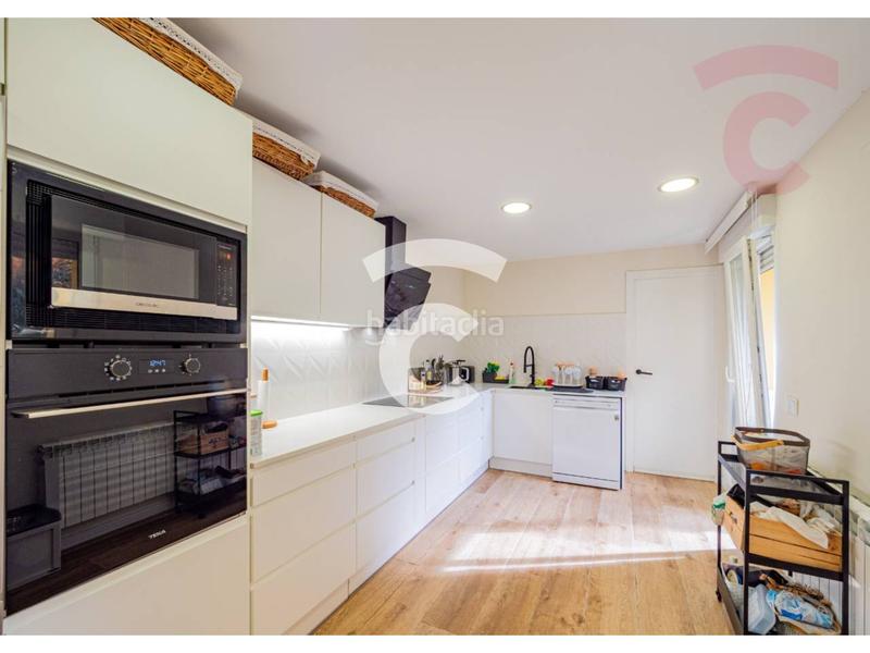 Foto 5fc97fb1-72b7-4c53-83f6-926dafd819f5. Flat with heating in Tona