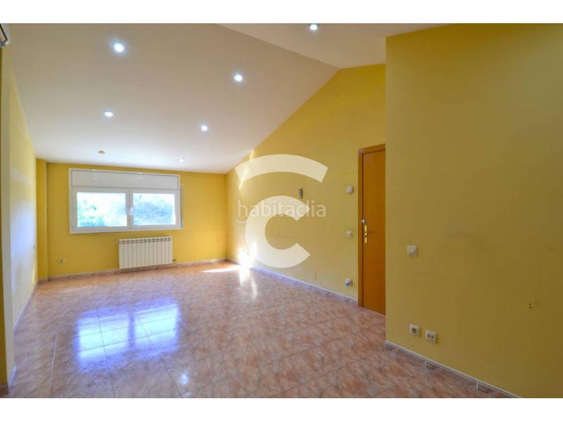 Foto 10bb18ce-929e-401a-855f-f5a674f47a67. Maison avec chauffage parking dans Olot