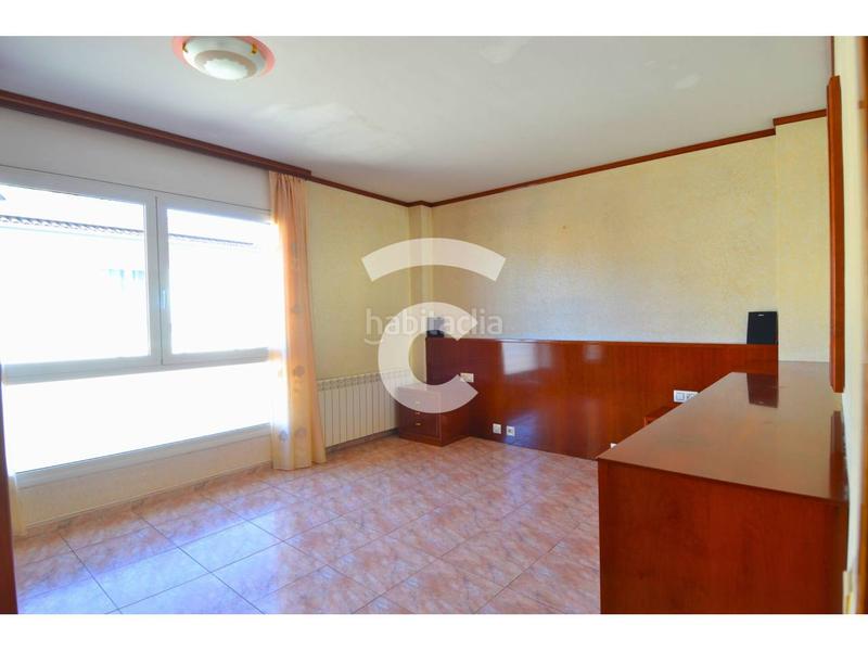 Foto 378d9623-3dff-4def-b52c-1747b9261020. Maison avec chauffage parking dans Olot