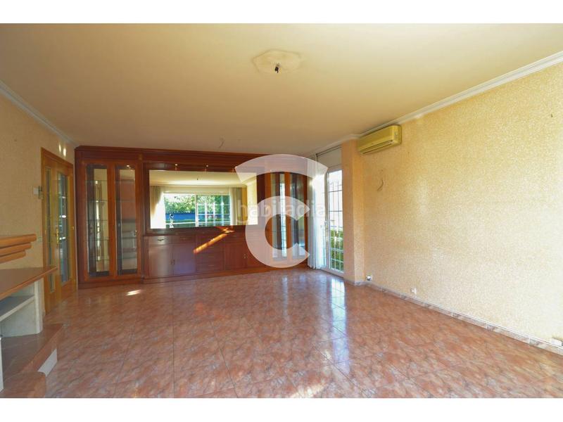 Foto 93cfc2a8-78aa-4075-abe1-c3eb7988982b. Maison avec chauffage parking dans Olot