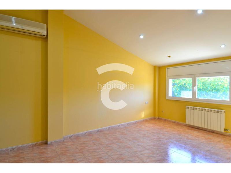 Foto c4630b8a-639b-4a26-971d-e8d056912f3b. Maison avec chauffage parking dans Olot