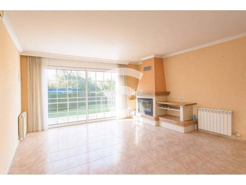 Foto cc863bda-b976-4d47-8e42-4de1f0b52f78. Maison avec chauffage parking dans Olot