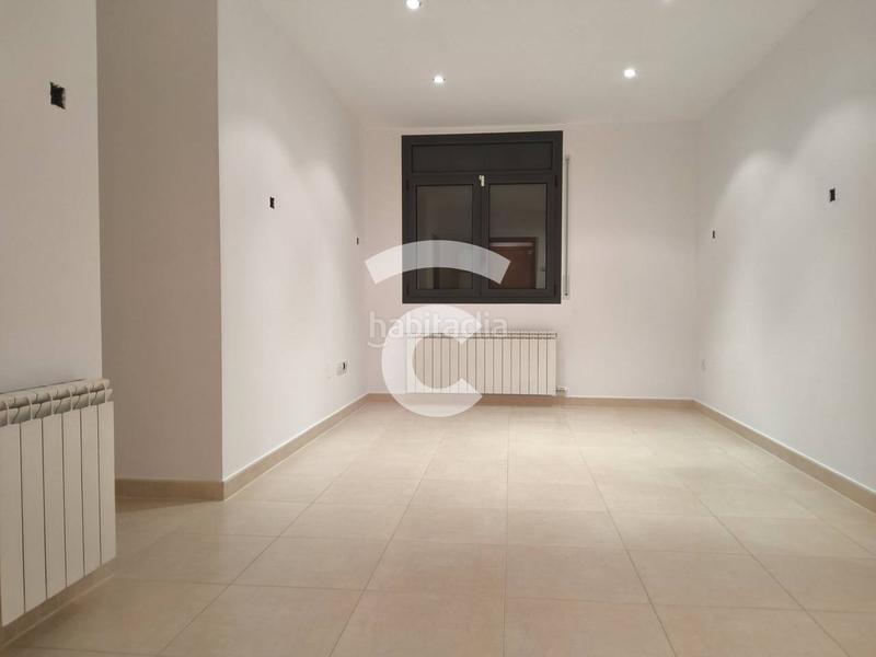 Foto 2d88adc3-2d39-4cb5-917b-a927f778c782. Piso  en venta en Sant Hipòlit de Voltregà