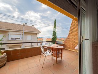 Casa adossada  Calle pompeu fabra. Casa adosada en venta en roda de ter