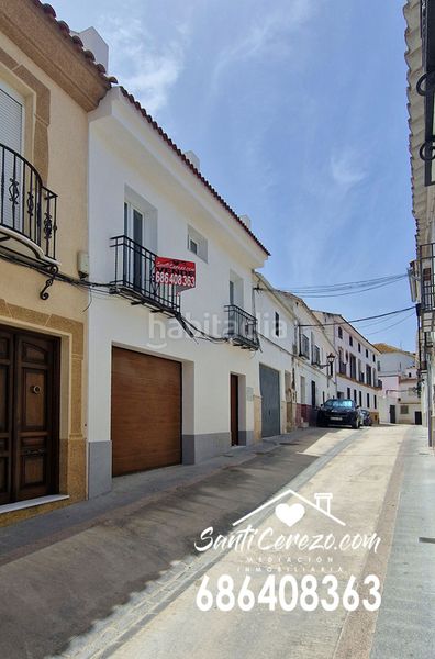 Foto 44457393-e9cd-4a17-998c-26610b5a5f48. Casa amb aparcament a Montemayor