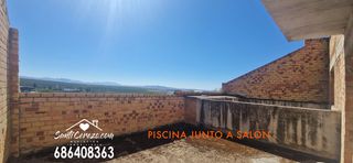 House in Montilla. Casa en construcción con piscina y gran garaje