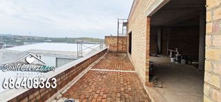 Casa  Calle río de la hoz. Casa en construcción con nave industrial