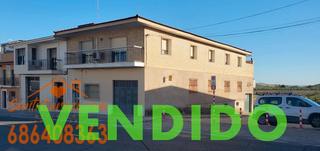 Casa a Montilla. Casa con gran local