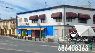 Local commercial à Avenida del marqués de la vega de armijo 62. Comercio en montilla zona excelente