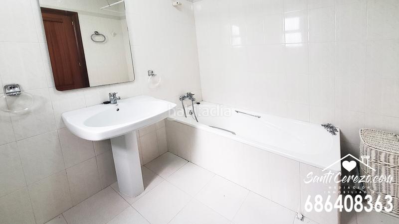 Foto ce9f73bd-27ae-457f-82de-cc294aa42d46. Piso  para entrar a vivir con garaje incluido en Montilla