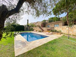 House in Carrer crota 6