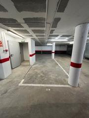 Autoparkplatz  Carrer escoles. Centrica plaza de parking en platja d'aro