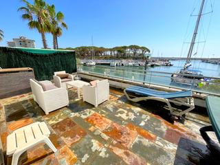 Semi detached house in Carrer mar i llum 6