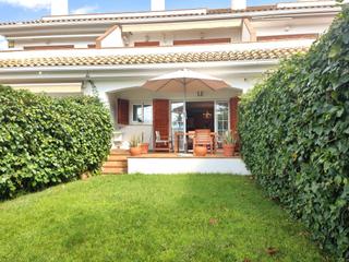 Apartament a Carrer pinell 8